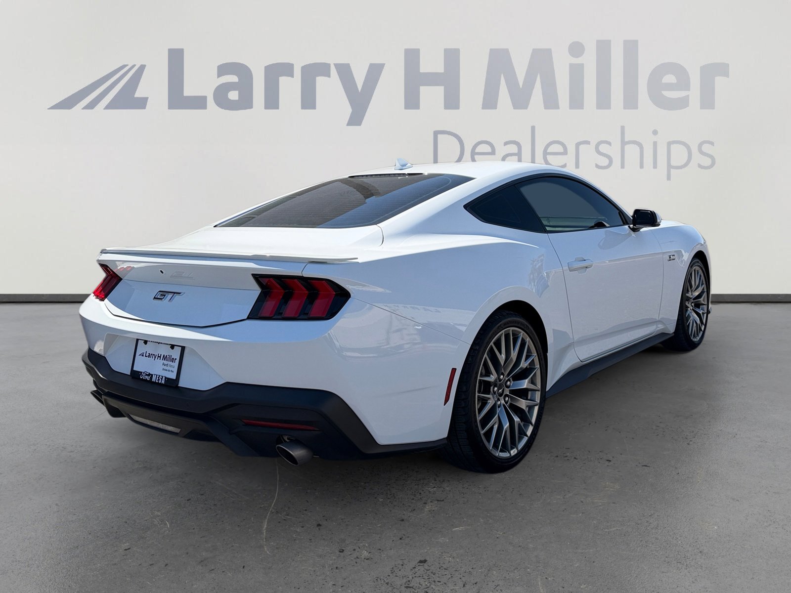 Certified 2024 Ford Mustang GT Premium RWD image 5