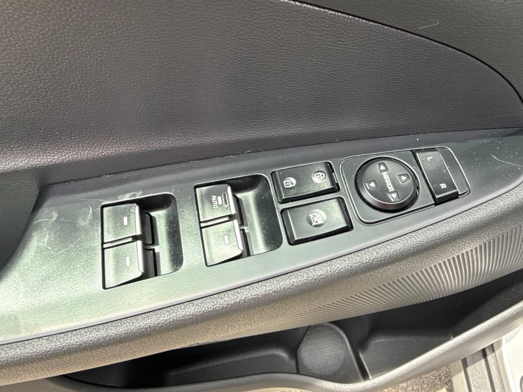 Used 2021 Hyundai Tucson Limited AWD/4WD image 17