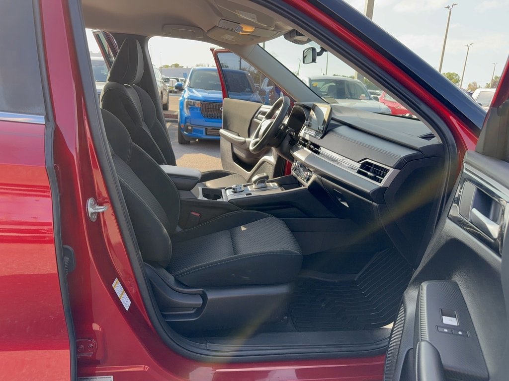 Used 2022 Mitsubishi Outlander ES image 13