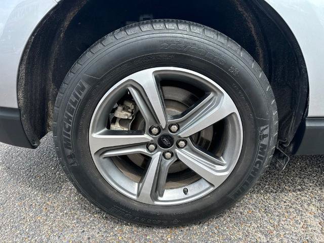 Certified 2024 Ford Edge SEL w/ Convenience Package AWD/4WD image 9