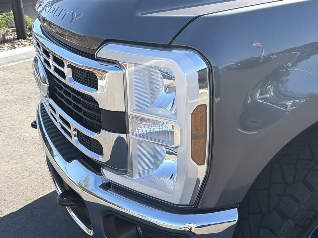 Certified 2024 Ford F350 XLT w/ 360-Degree Camera Package AWD/4WD image 8