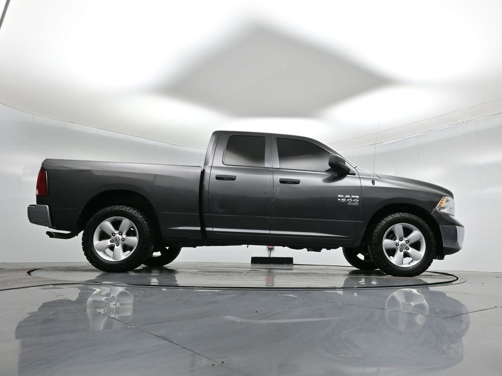 Used 2024 RAM 1500 Classic SLT image 9