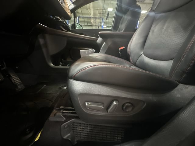 Used 2025 Toyota Sienna XSE w/ XSE Premium Package AWD/4WD image 18