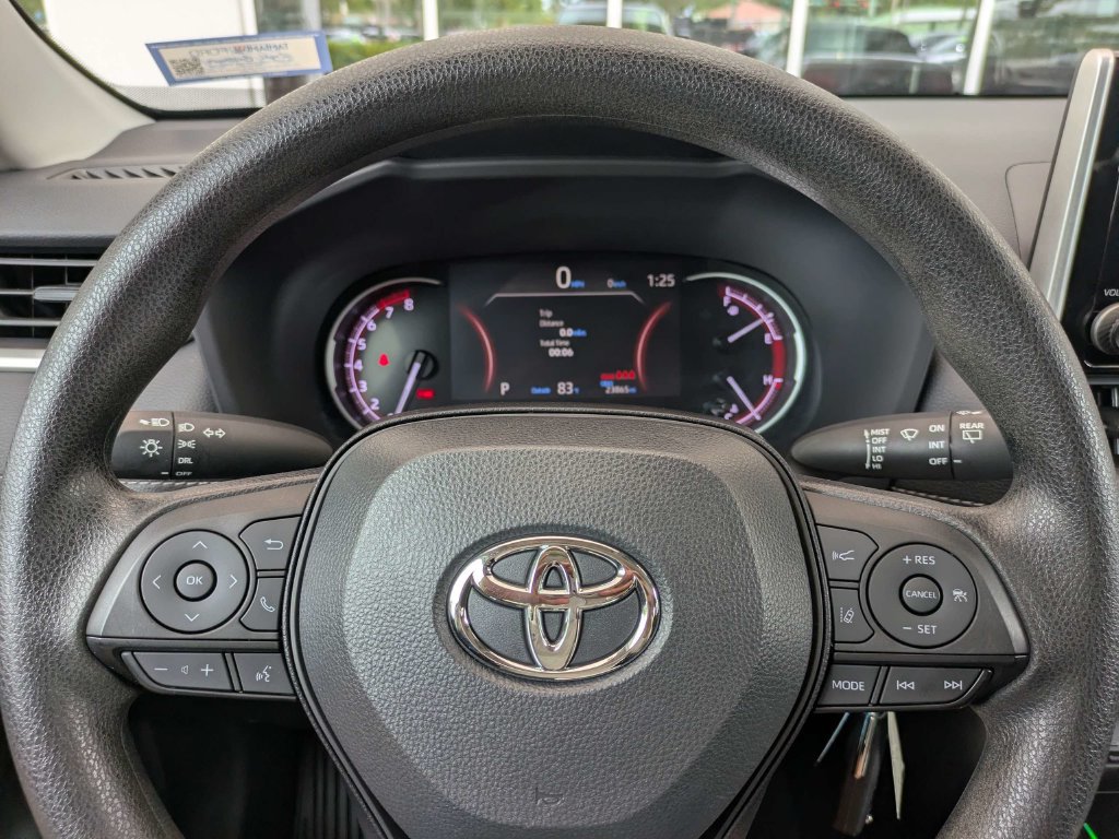 Used 2024 Toyota RAV4 LE FWD image 25