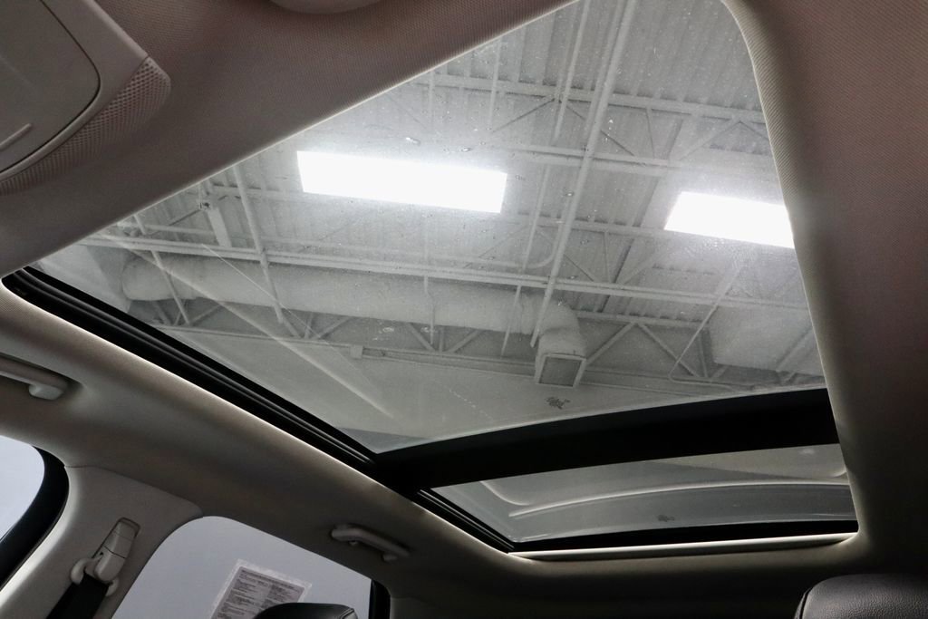 Certified 2024 Ford Edge SEL w/ Convenience Package AWD/4WD image 32