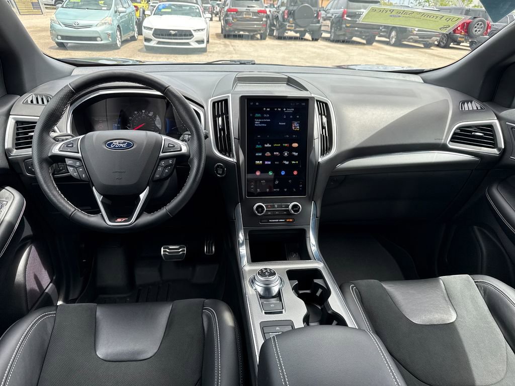 Certified 2021 Ford Edge ST w/ Equipment Group 401A image 6