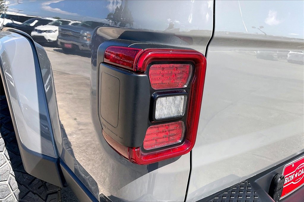 Used 2021 Jeep Gladiator Overland w/ Popular Equipment Package image 20