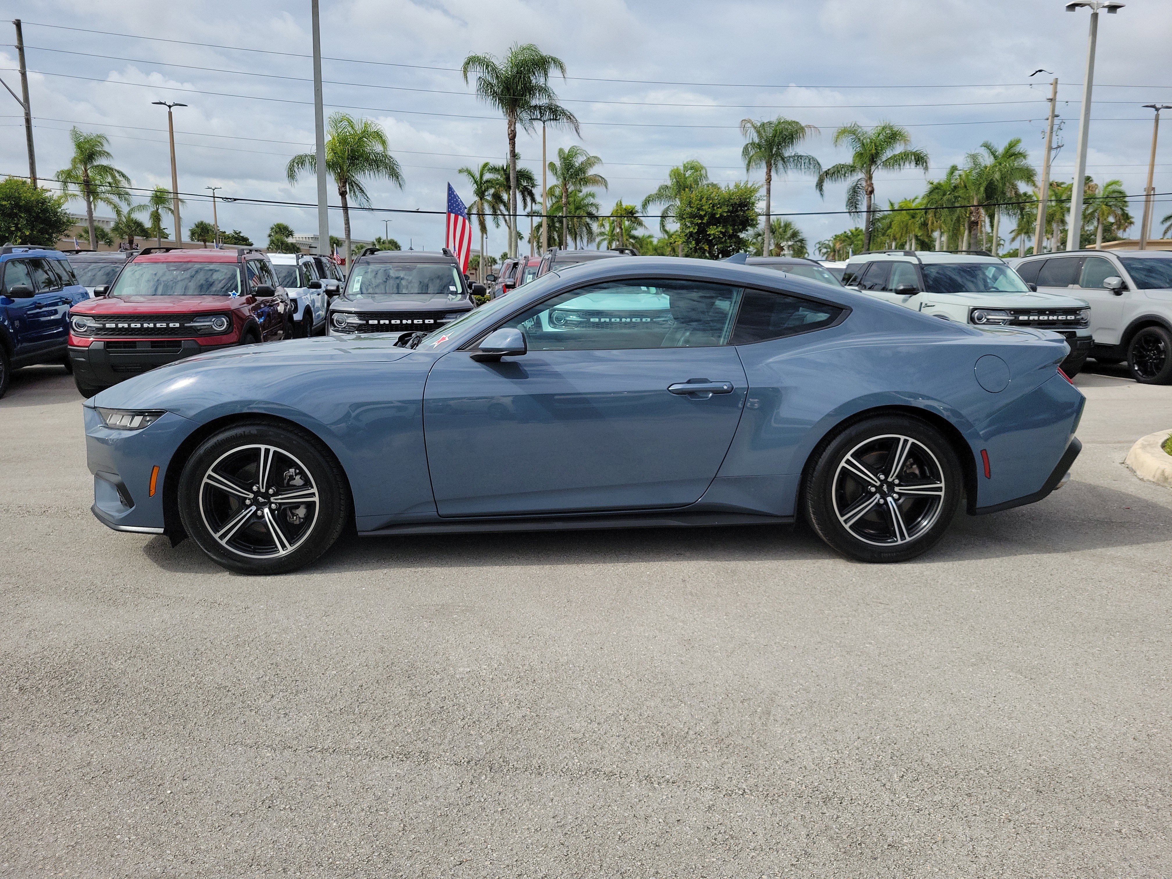 Certified 2024 Ford Mustang Premium RWD image 8