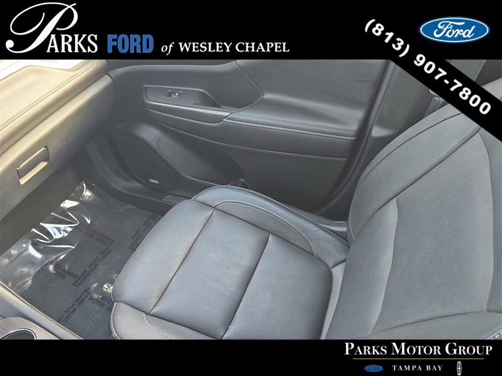 Used 2018 GMC Acadia SLT image 16