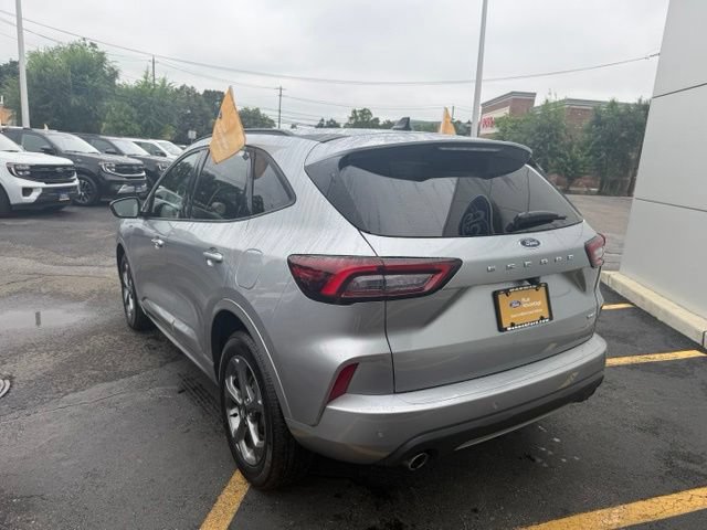 Certified 2023 Ford Escape ST-Line w/ Tech Pack #1 AWD/4WD image 5