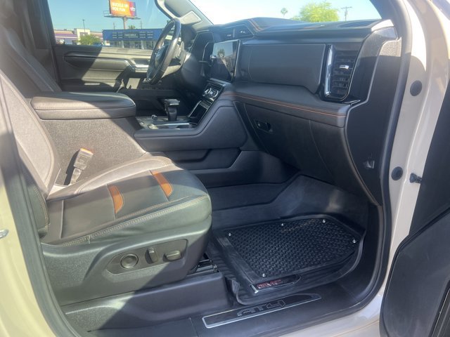 Used 2023 GMC Sierra 1500 AT4 w/ AT4 Premium Package AWD/4WD image 15
