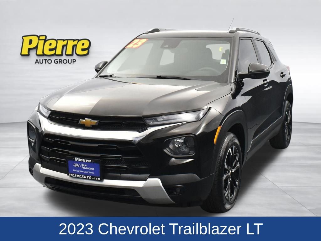 Used 2023 Chevrolet TrailBlazer LT image 1
