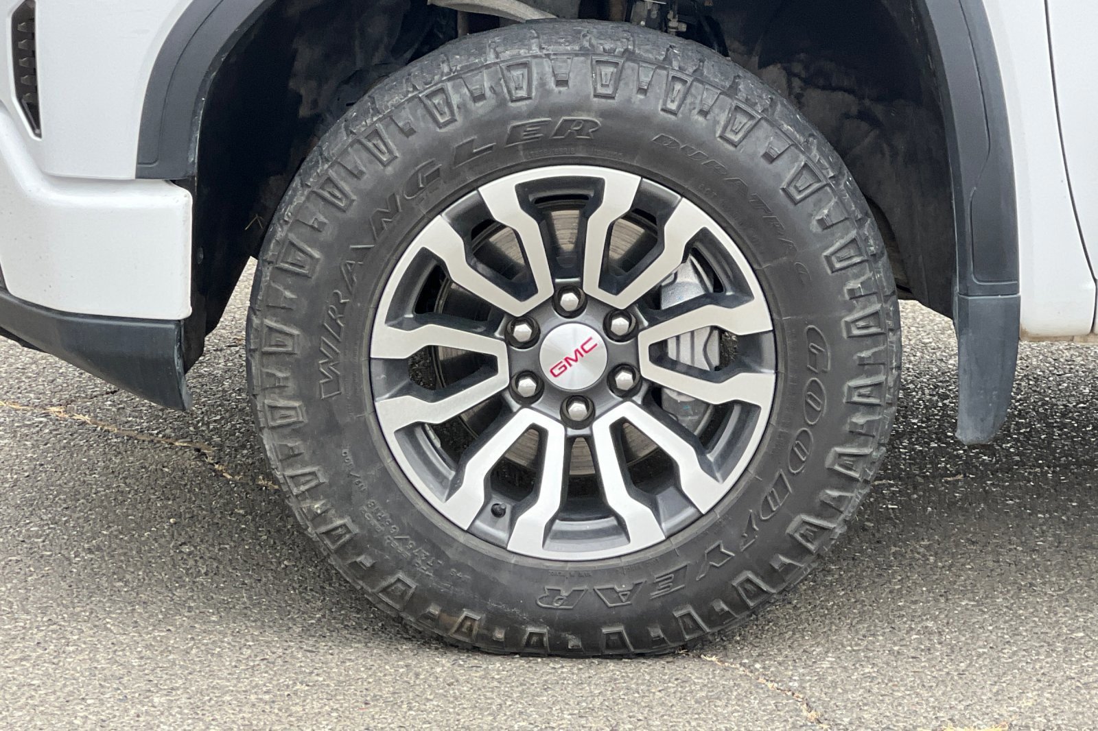 Used 2023 GMC Sierra 1500 AT4 image 26