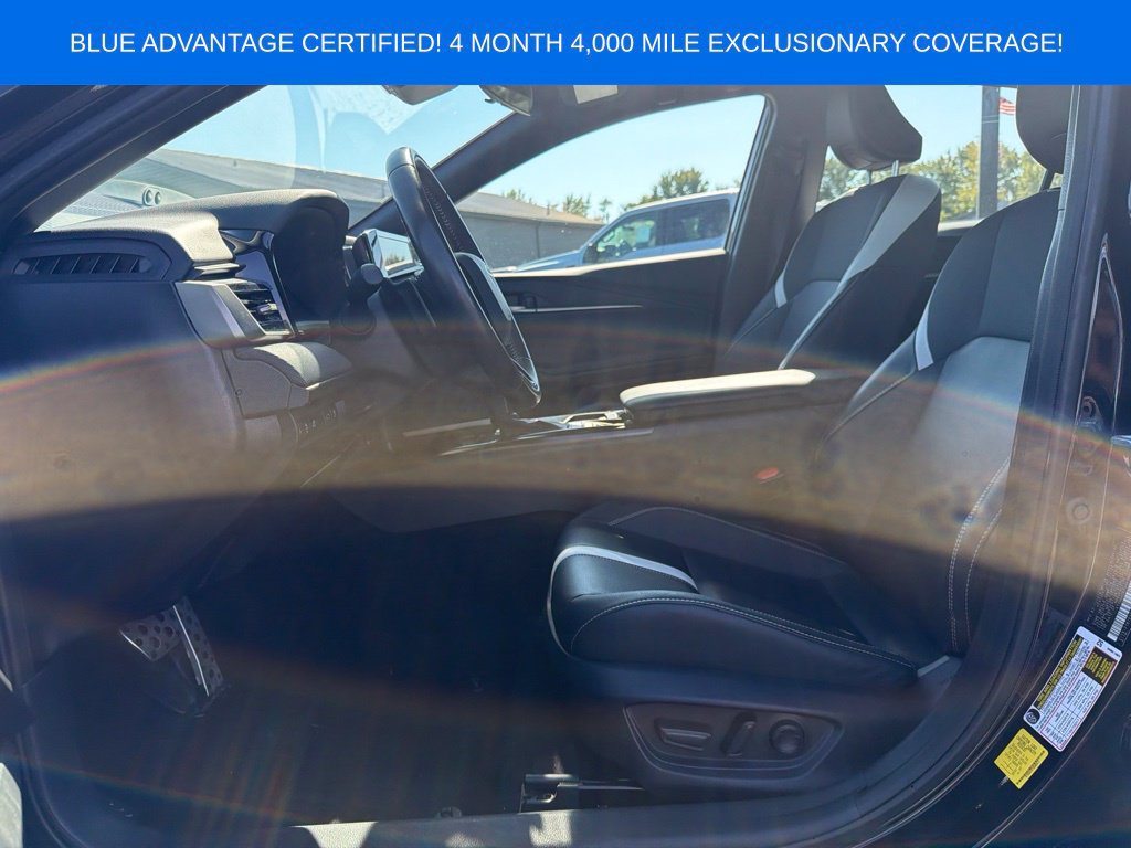 Used 2025 Toyota Camry SE FWD image 10