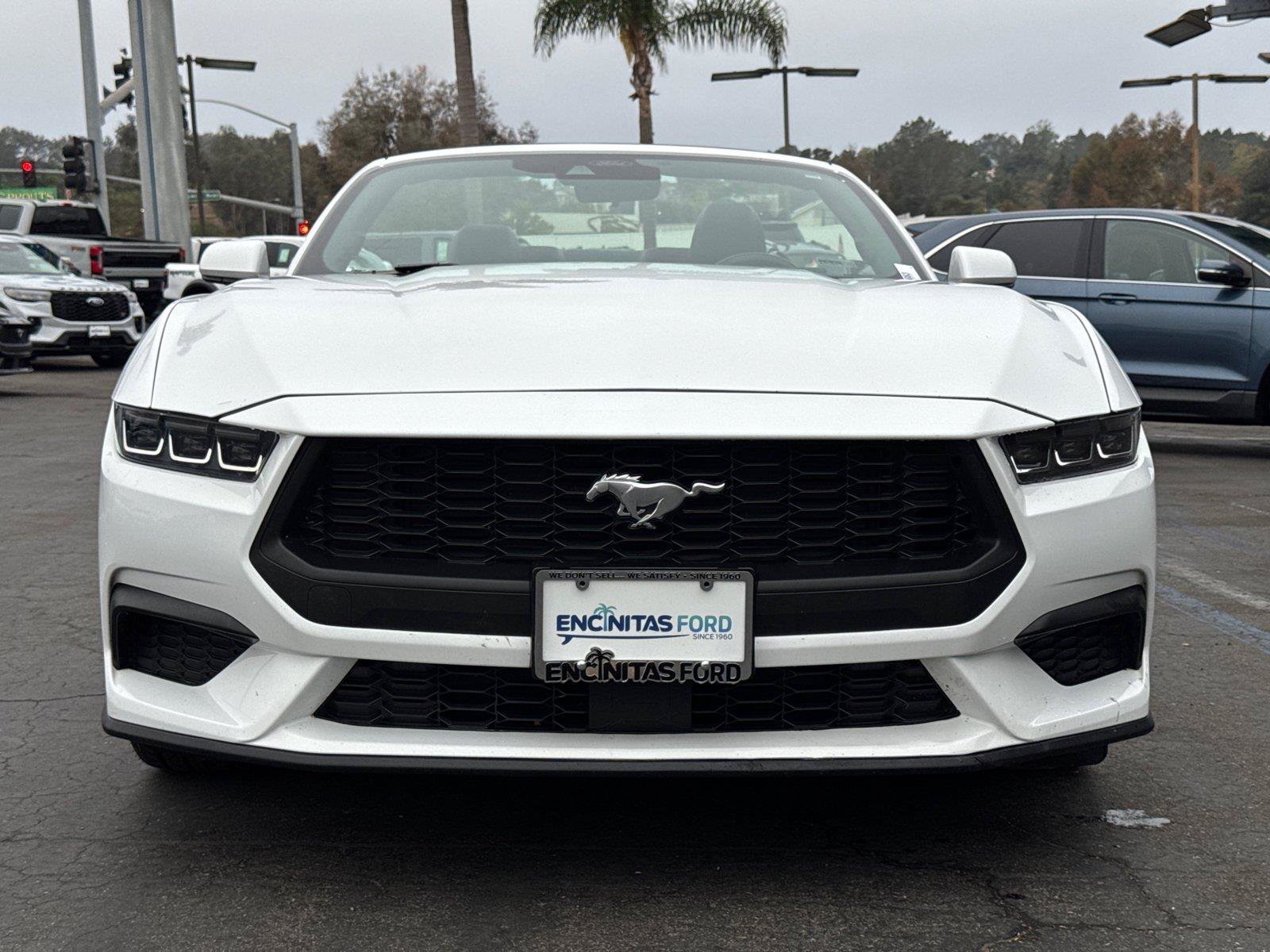Certified 2024 Ford Mustang Convertible RWD image 5
