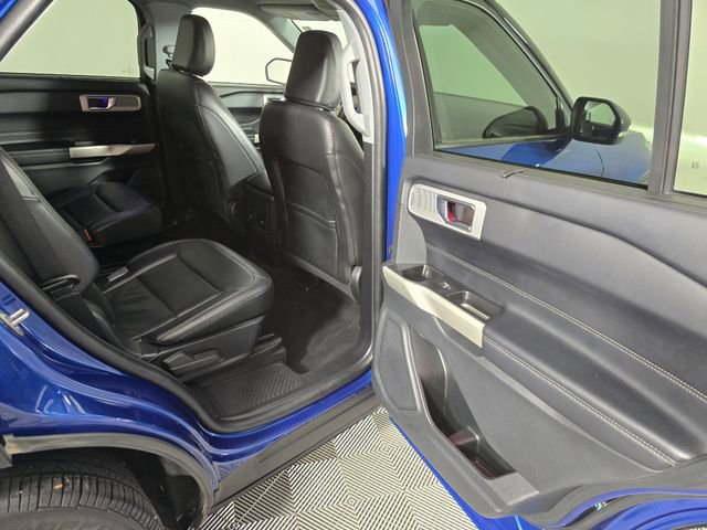 Certified 2022 Ford Explorer Limited w/ Equipment Group 301A AWD/4WD image 13