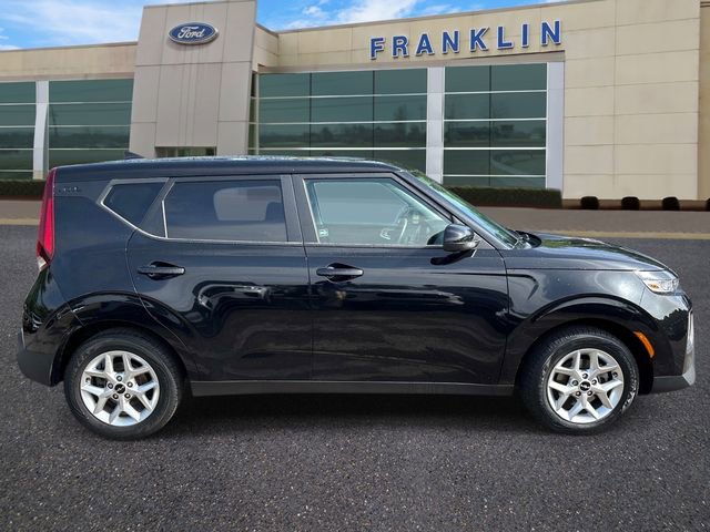 Used 2022 Kia Soul LX w/ Technology Package FWD image 8