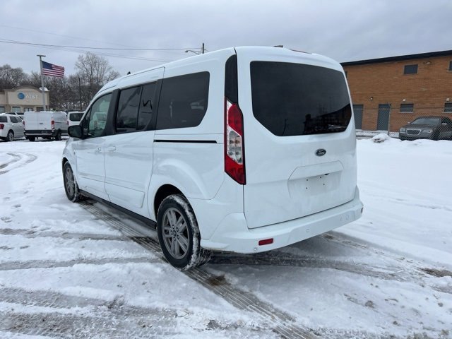 Certified 2022 Ford Transit Connect XLT image 4