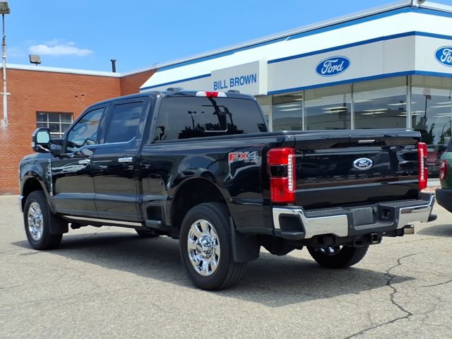 Certified 2023 Ford F350 Lariat w/ Lariat Ultimate Package AWD/4WD image 3