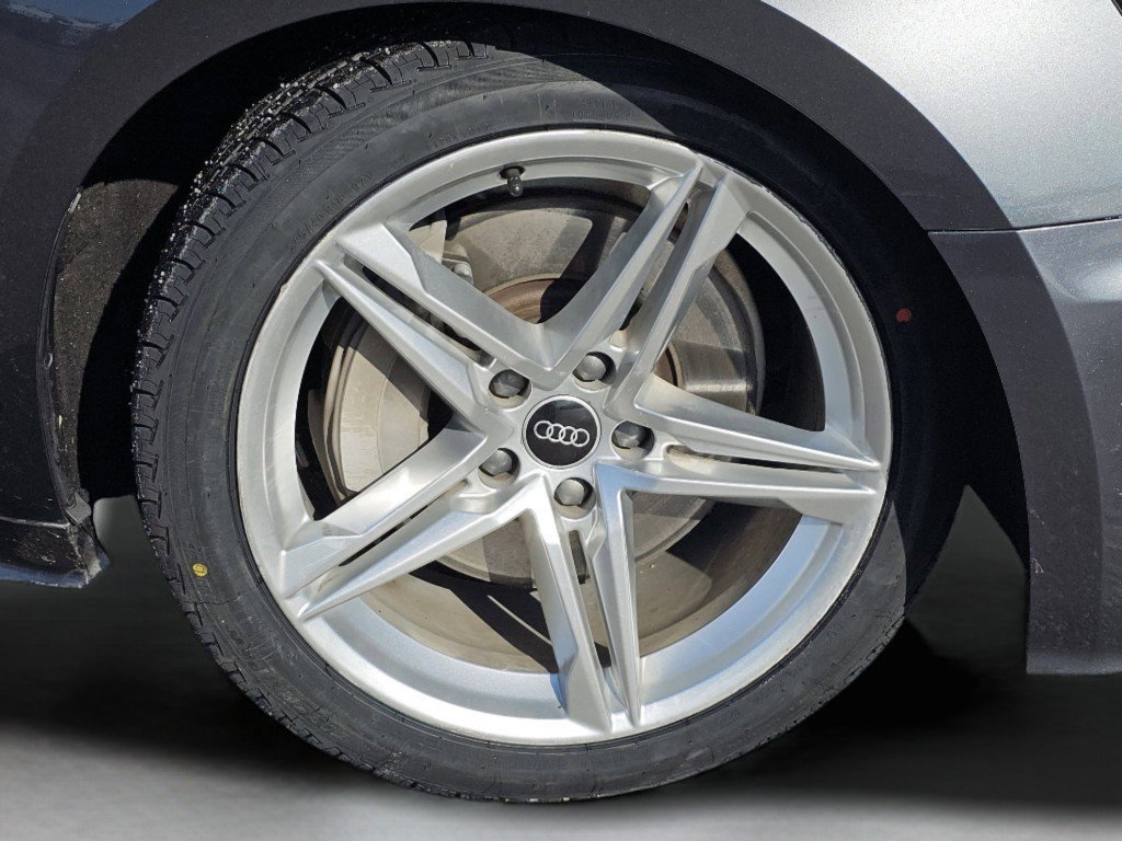 Used 2022 Audi A5 2.0T Premium image 23