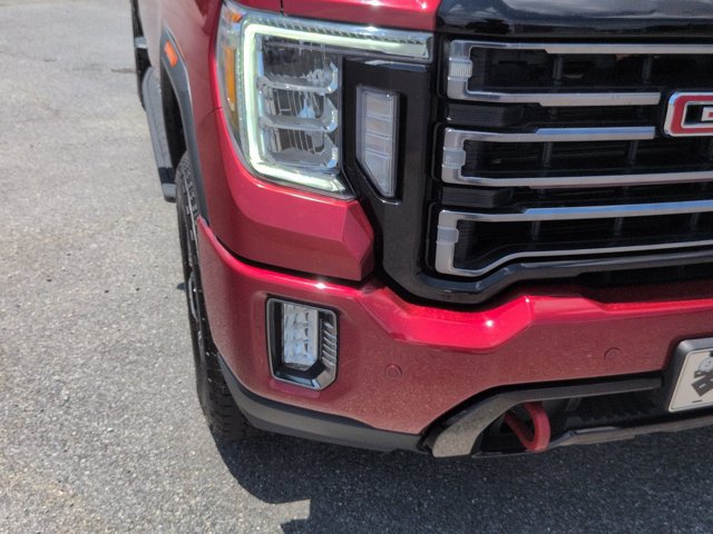 Used 2022 GMC Sierra 2500 AT4 w/ AT4 Premium Plus Package AWD/4WD image 10