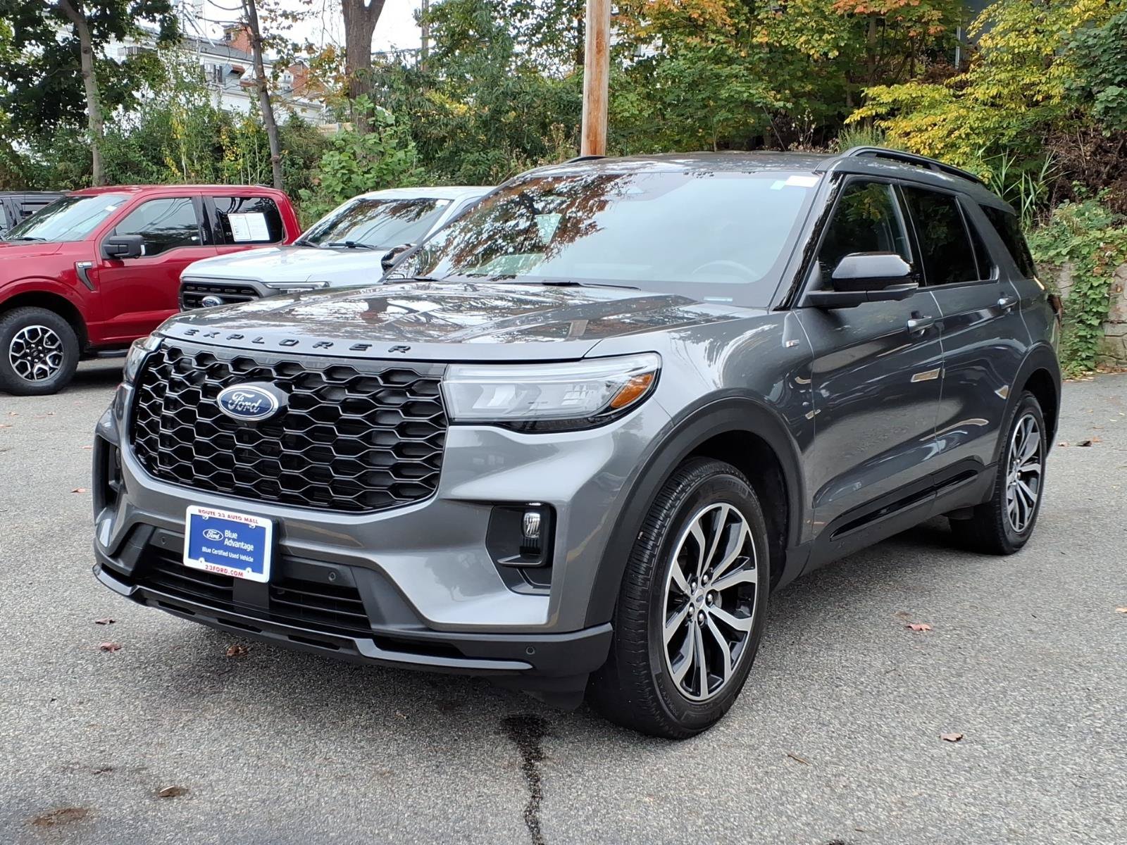Certified 2026 Ford Explorer ST-Line AWD/4WD image 4