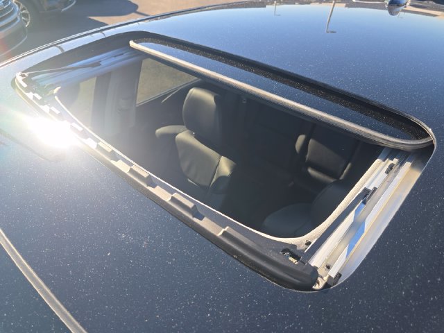 Used 2018 Acura RDX w/ Advance Package FWD image 3