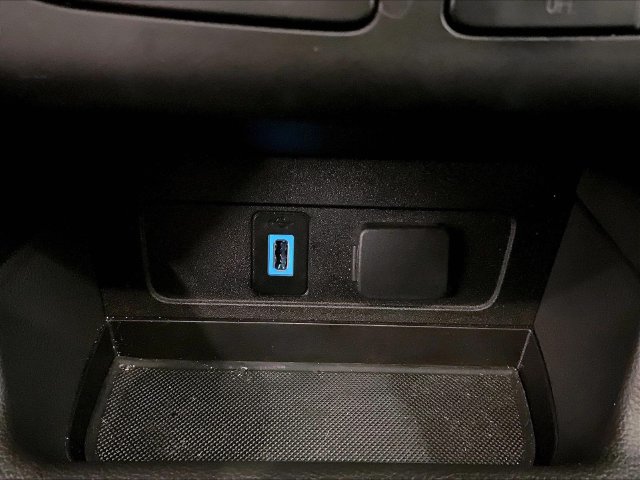 Certified 2017 Ford Escape SE AWD/4WD image 31