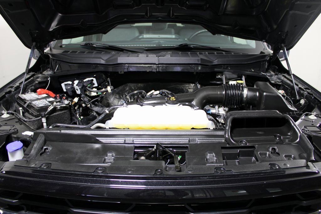 Certified 2025 Ford F150 XLT w/ Equipment Group 301A Standard image 7