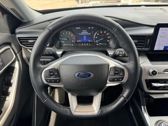 Certified 2022 Ford Explorer XLT w/ Equipment Group 202A AWD/4WD image 12