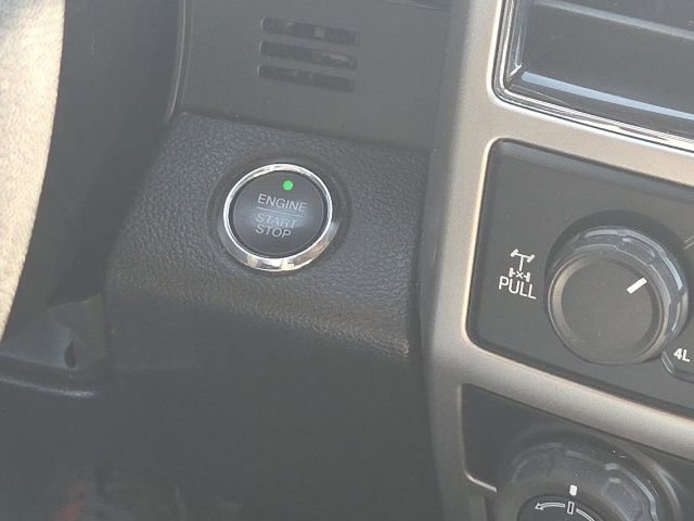 Certified 2017 Ford F150 Lariat w/ Equipment Group 502A Luxury image 44