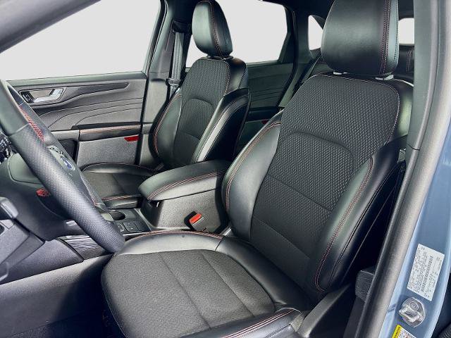Certified 2025 Ford Escape ST-Line FWD image 19