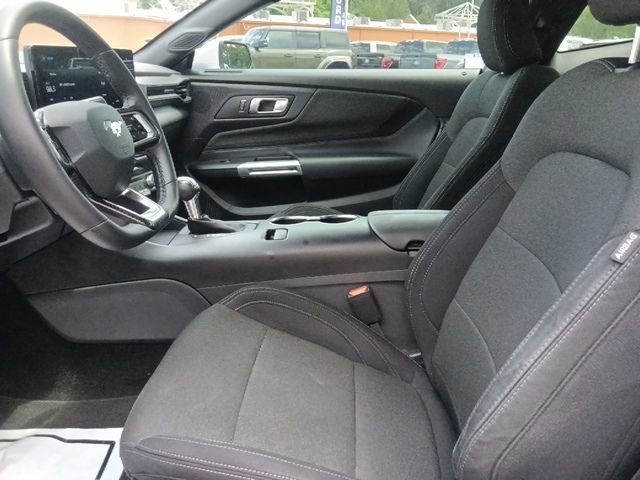 Certified 2024 Ford Mustang Coupe RWD image 15