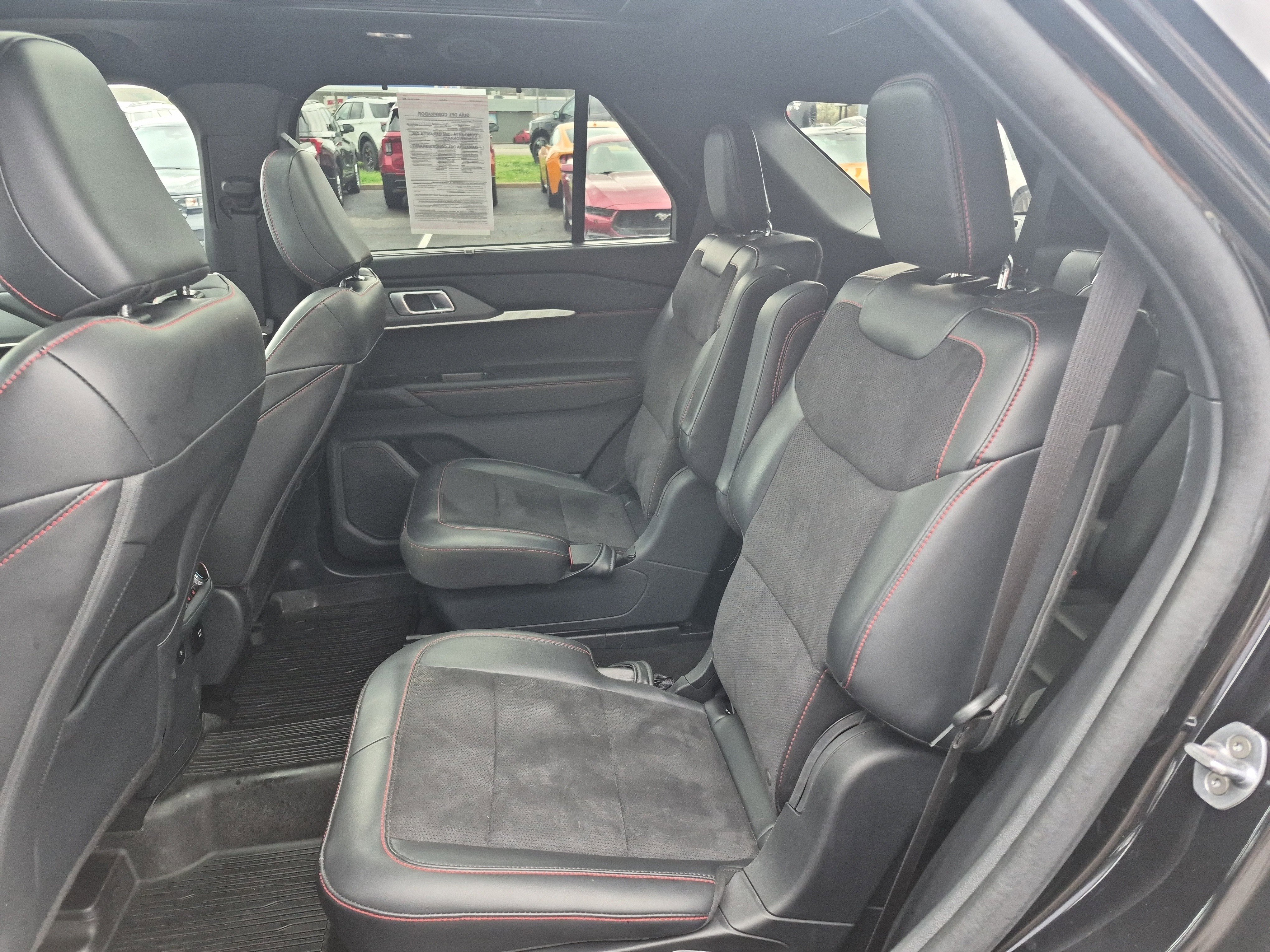 Certified 2025 Ford Explorer ST image 16