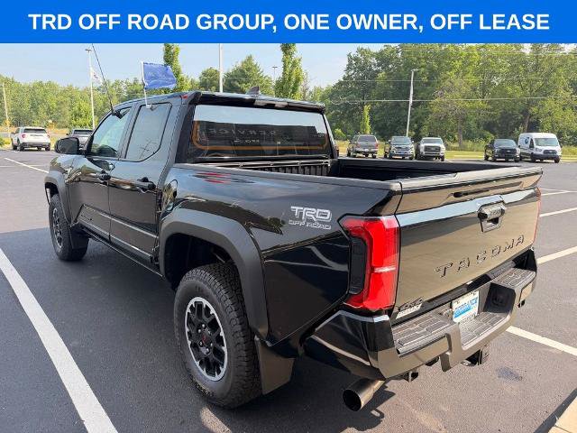 Used 2024 Toyota Tacoma TRD Off-Road AWD/4WD image 9