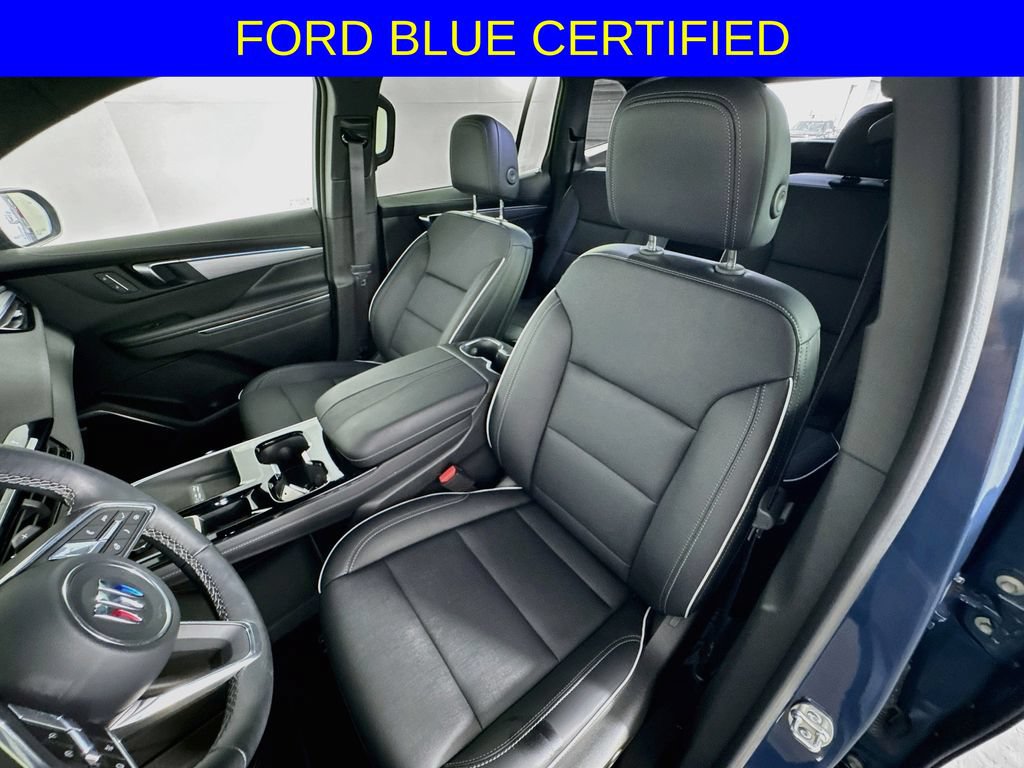 Used 2025 Buick Enclave Preferred FWD image 25
