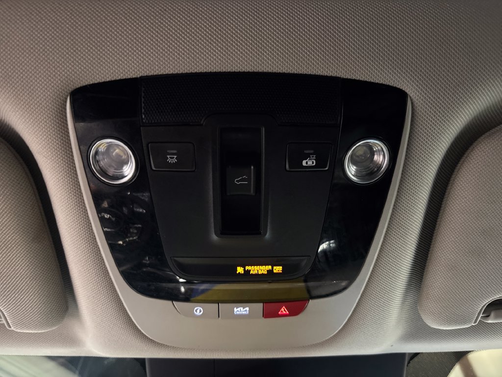 Used 2023 Kia Sorento SX AWD/4WD image 24