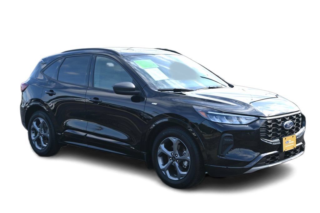 Certified 2023 Ford Escape ST-Line w/ Tech Pack #1 FWD image 3