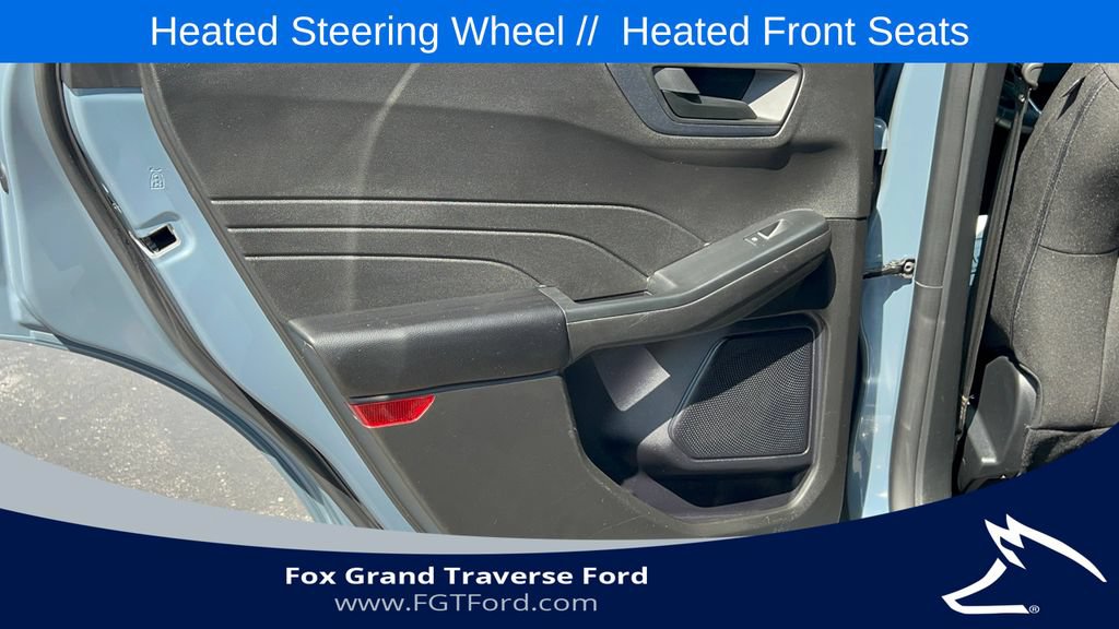Certified 2024 Ford Escape Active AWD/4WD image 30