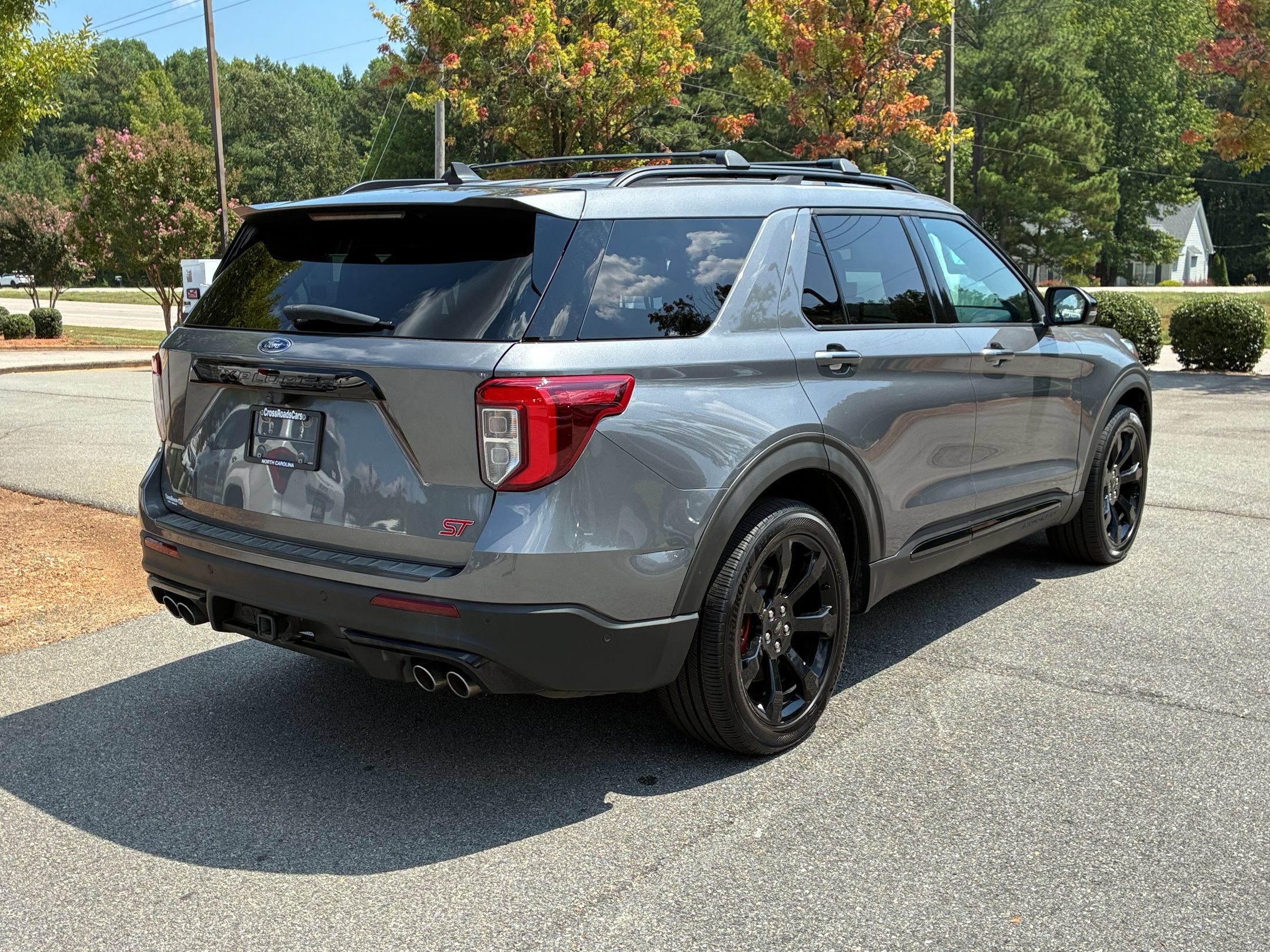 Certified 2021 Ford Explorer ST w/ Equipment Group 401A AWD/4WD image 4