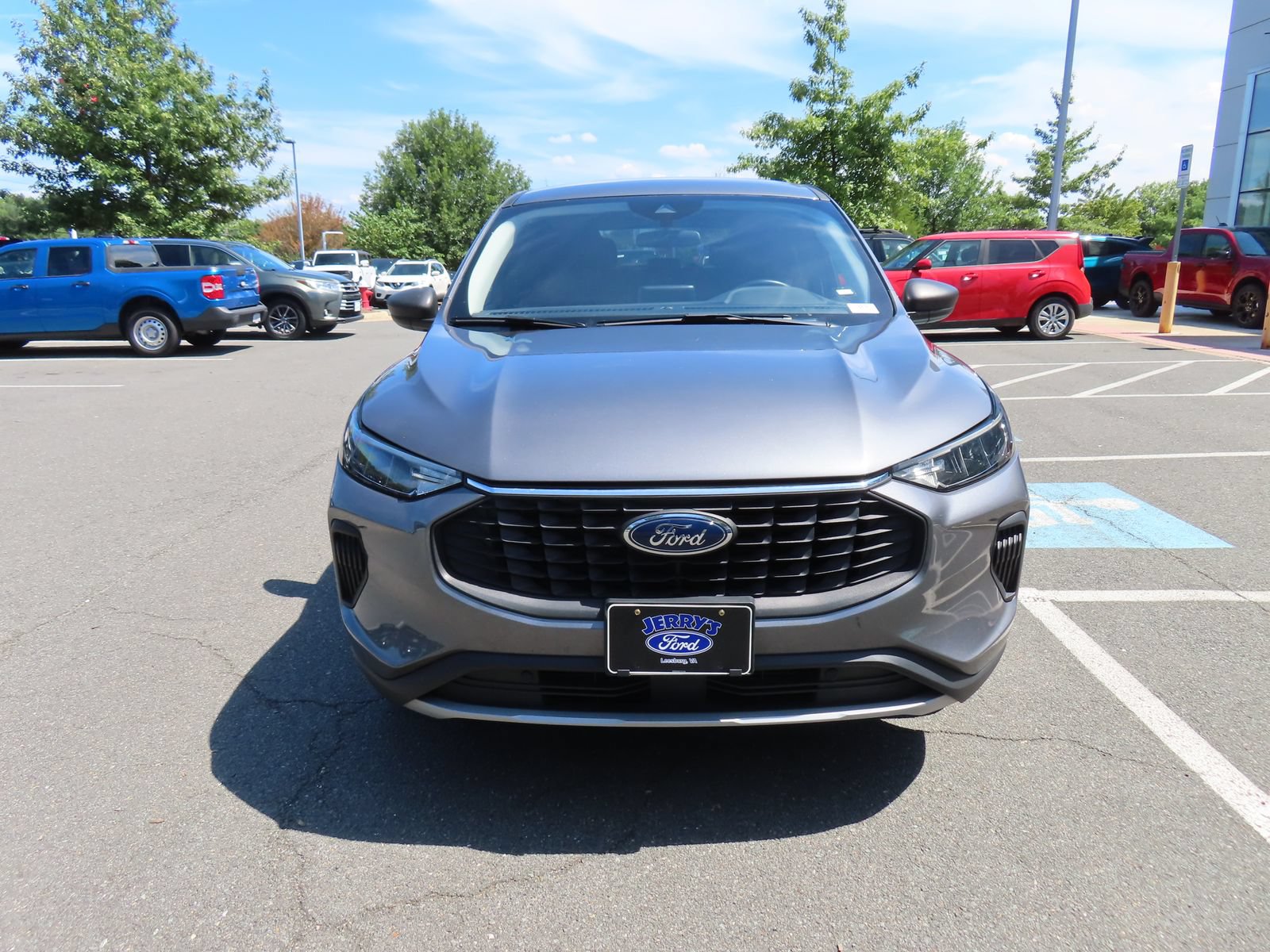 Certified 2024 Ford Escape Active AWD/4WD image 2