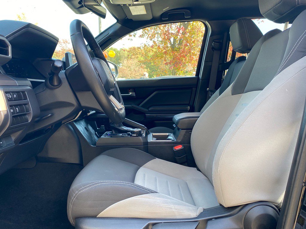 Used 2024 Toyota Tacoma TRD Off-Road image 16