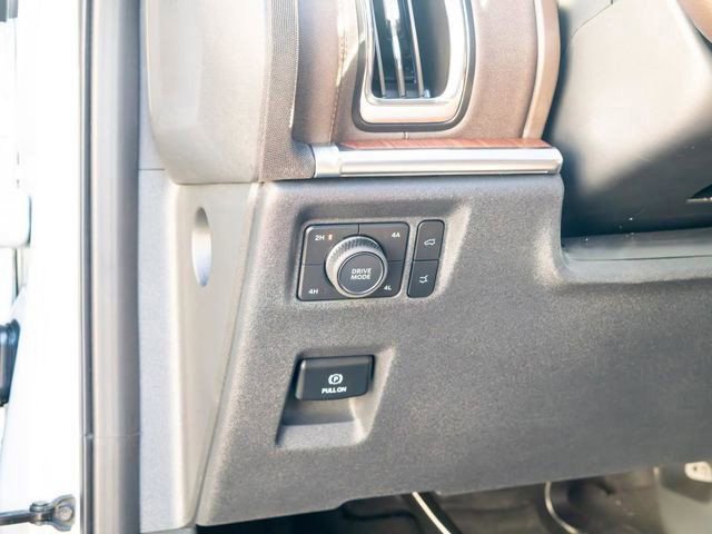 Certified 2025 Ford Expedition King Ranch AWD/4WD image 21