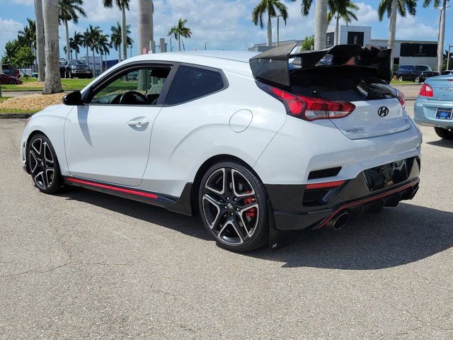 Used 2020 Hyundai Veloster N w/ Performance Package image 2