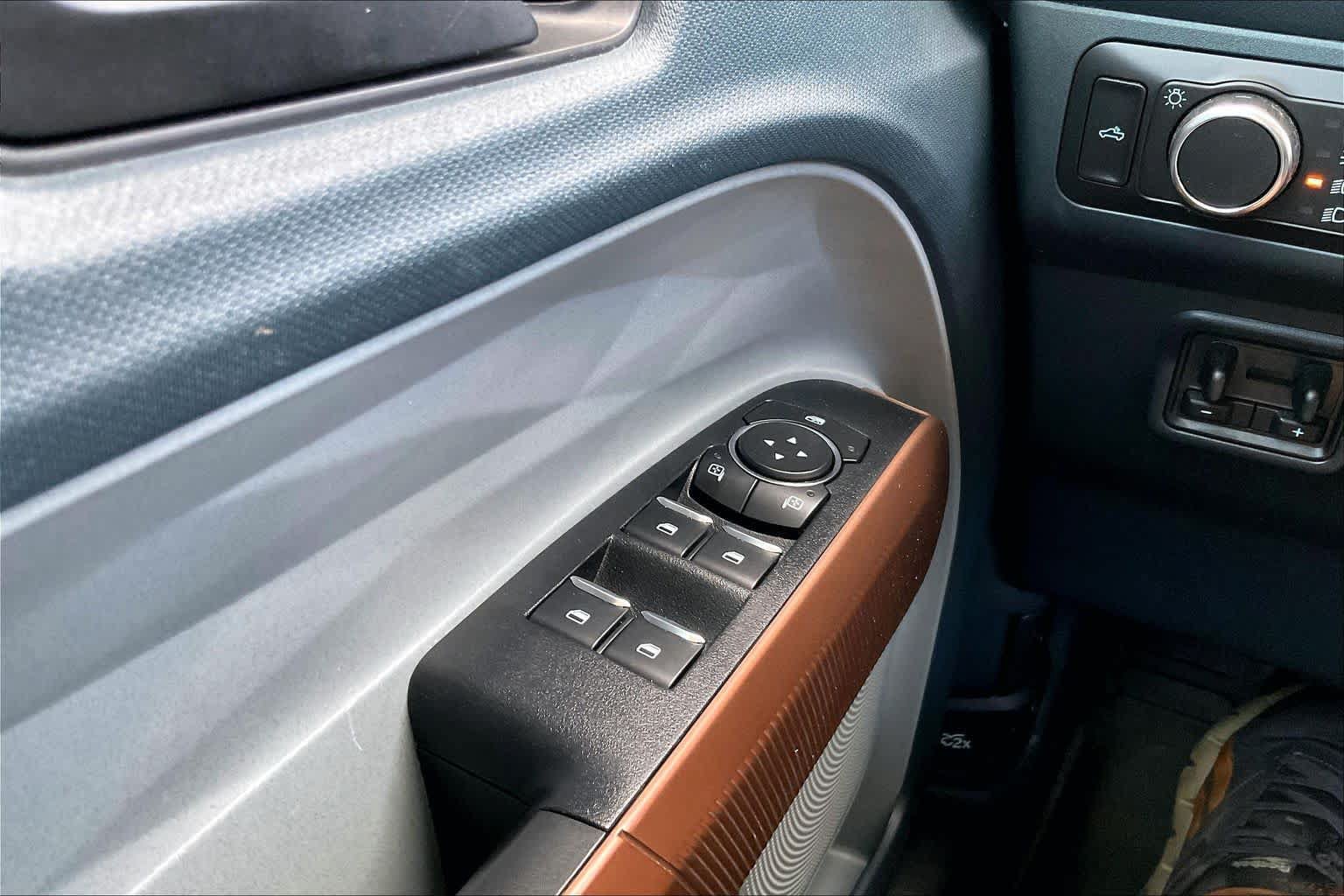 Certified 2022 Ford Maverick Lariat w/ Lariat Luxury Package AWD/4WD image 66