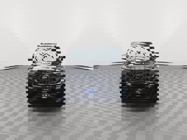 Certified 2023 Ford Explorer ST-Line w/ Class IV Trailer Tow Package image 5