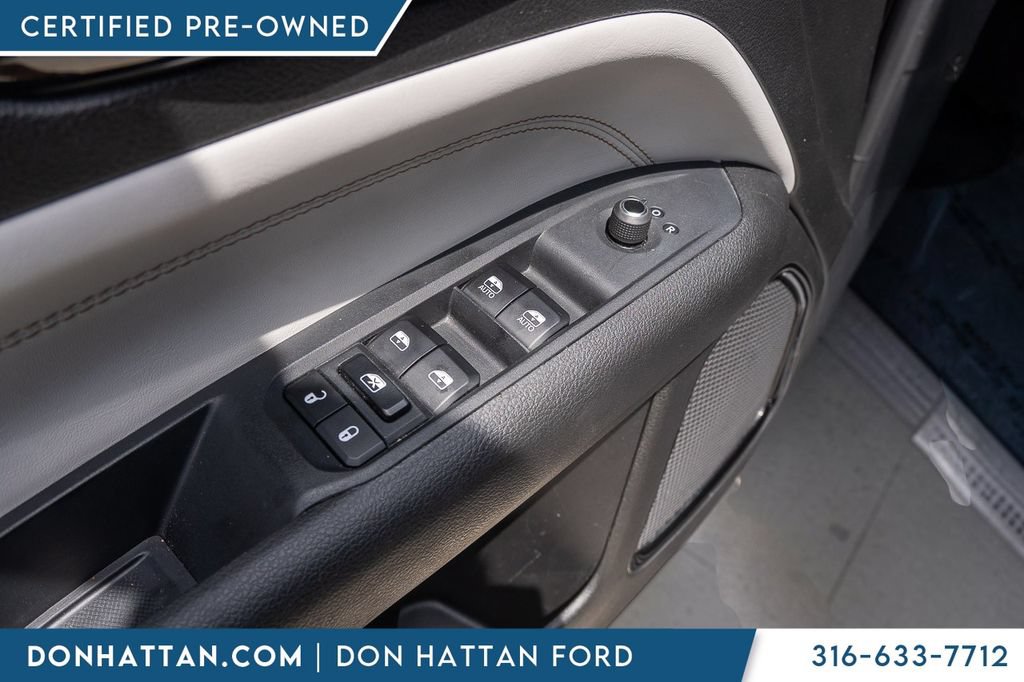 Used 2024 Jeep Compass Limited AWD/4WD image 16