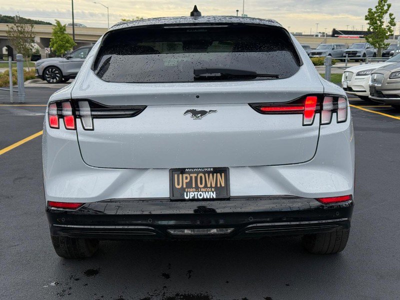 Certified 2022 Ford Mustang Mach-E Premium image 3