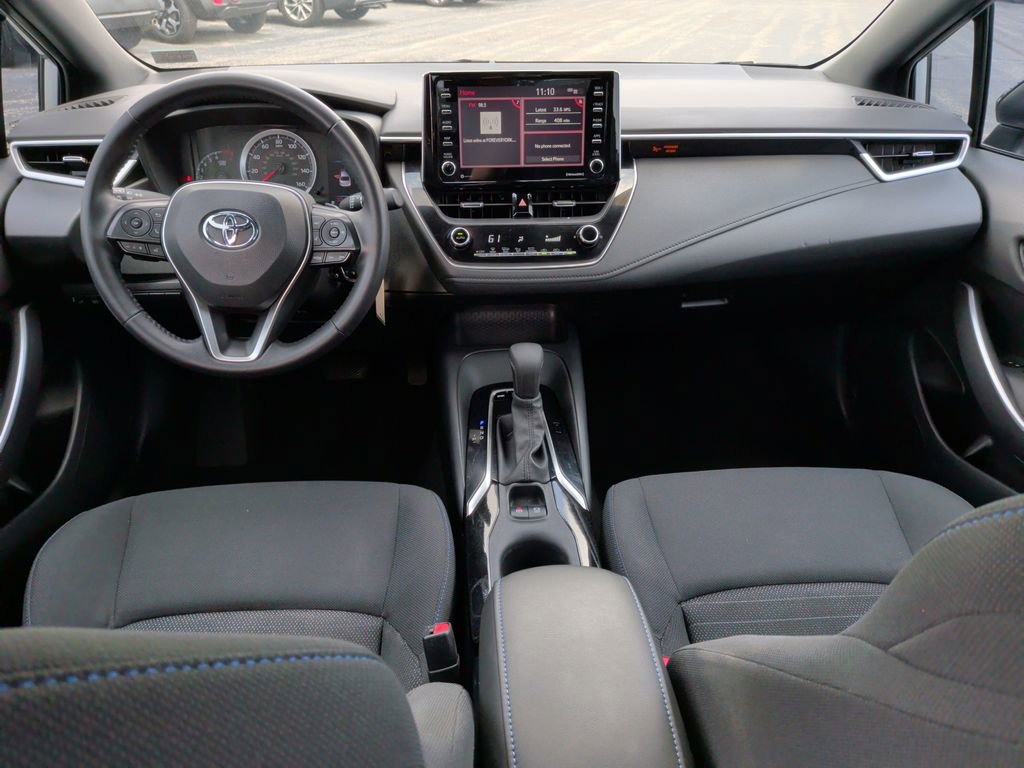Used 2021 Toyota Corolla SE w/ Carpet Mat Package (TMS) FWD image 2
