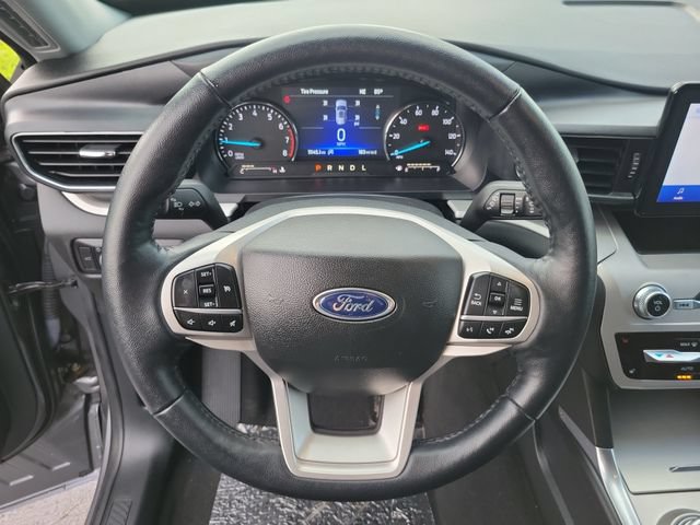 Certified 2023 Ford Explorer XLT w/ Equipment Group 202A RWD image 23